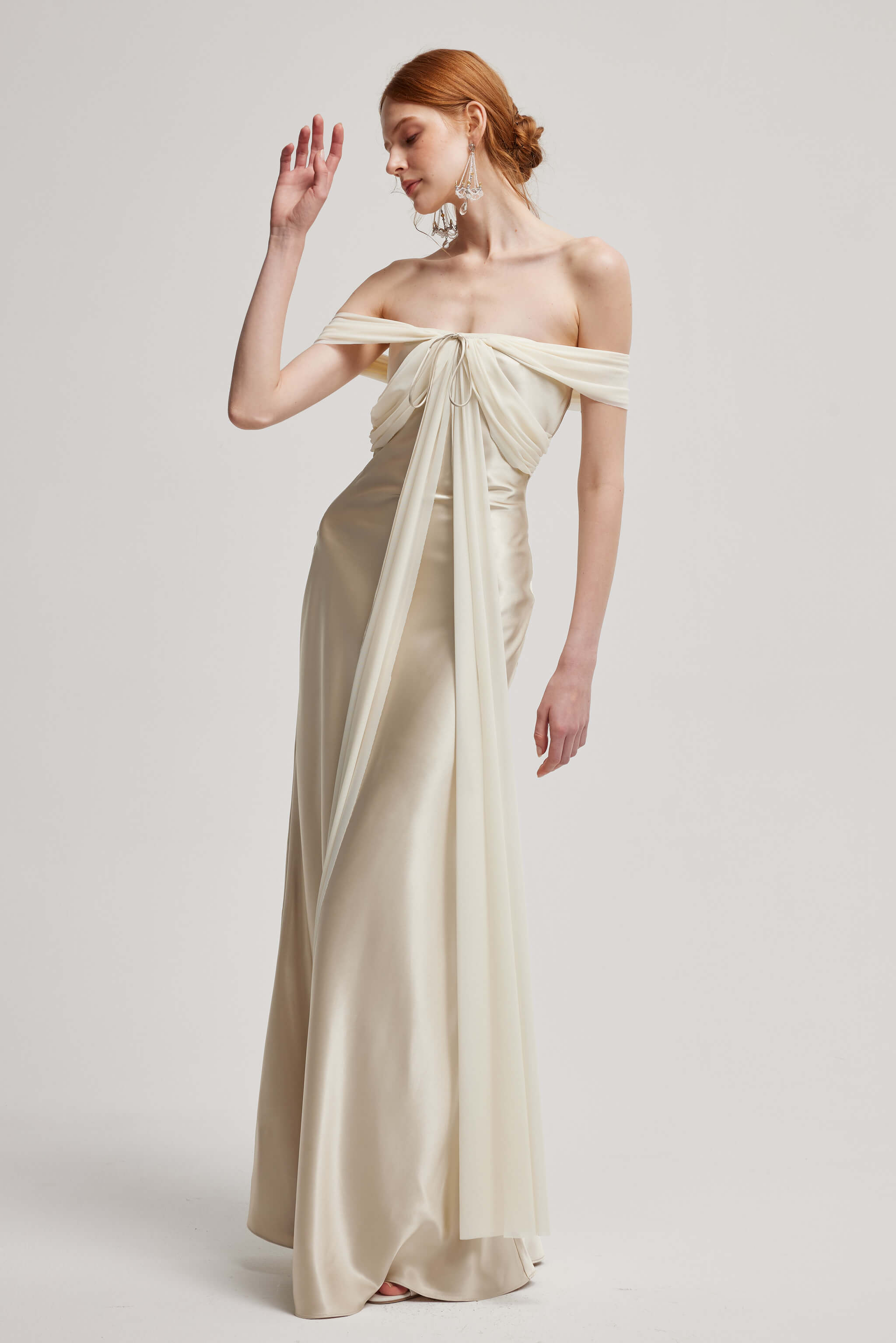 Manto d’Eos Gown