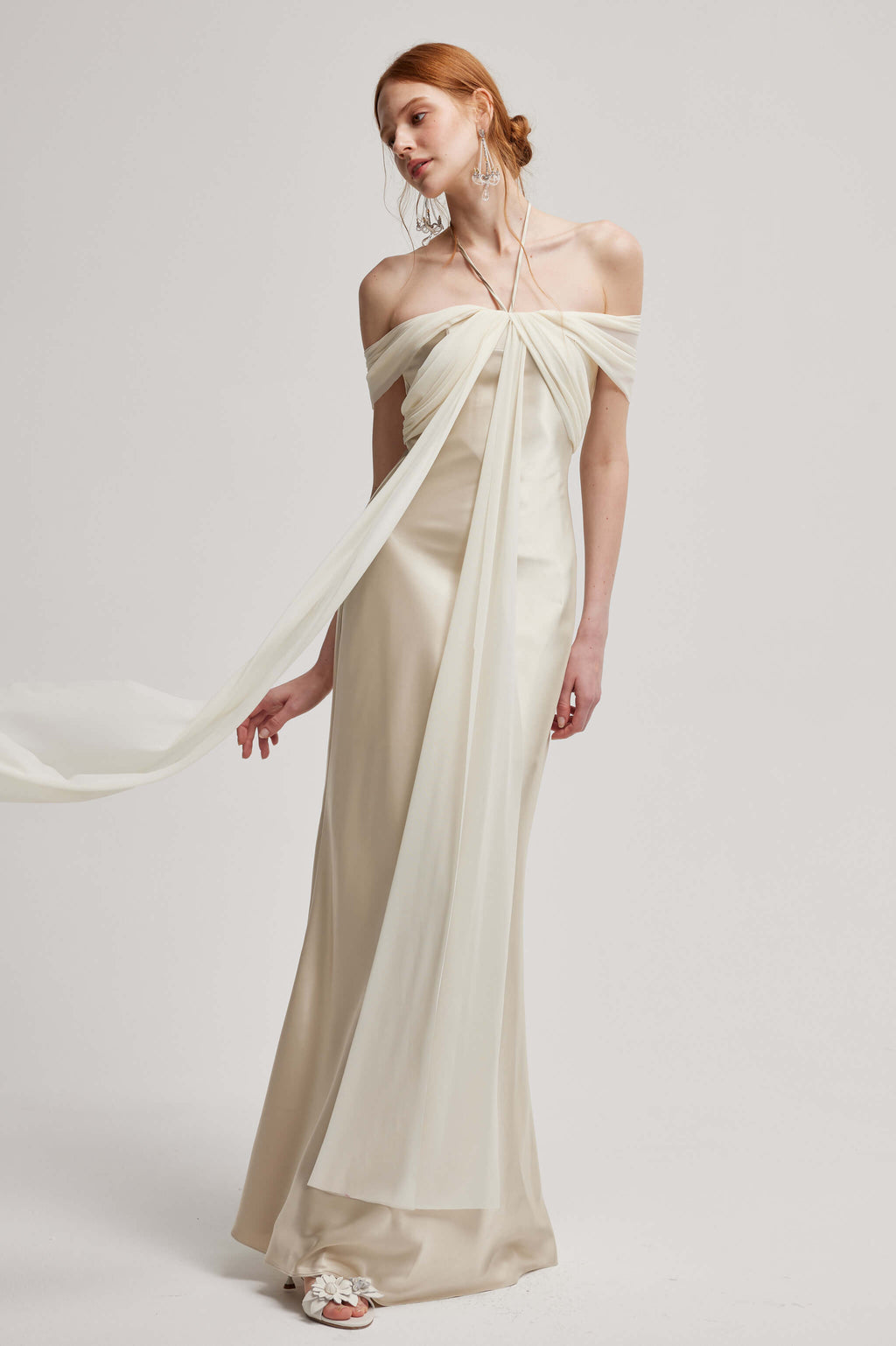 Manto d’Eos Gown
